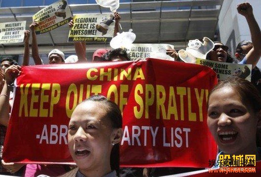 反华游行闹剧
